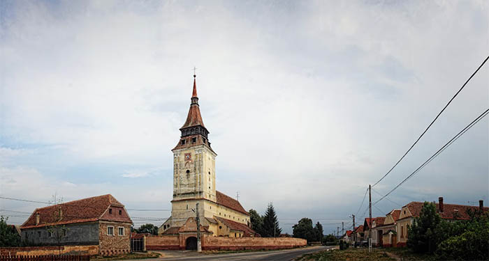 Biserica fortificata Feldioara