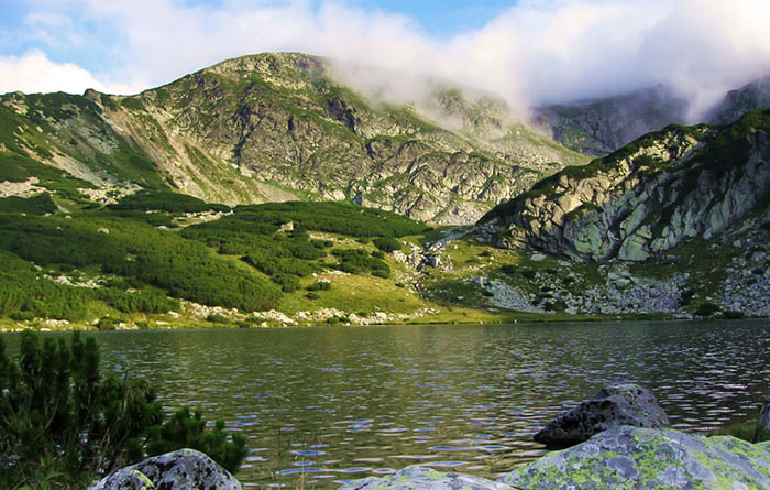 Galcescu Lake